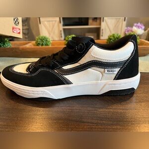 Vans Rowan 2 Classic Black and White Low-Tops